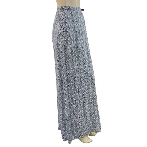 MINKPINK Women's Boho Maxi Skirt Geometric Floral Print Black & White Size M - Picture 4 of 13